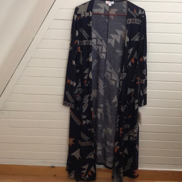 LuLaRoe Sweaters - LuLaRoe Sarah